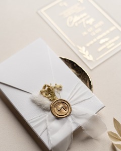 Enveloppe à moitié pliée personnalisée en forme d'arche ou de rectangle de luxe feuille d'or carte d'invitation de mariage en acrylique d'Europe - Product Image 4