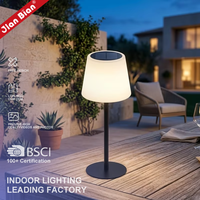 Lampe de table solaire d'extérieur sans fil à LED avec télécommande, 15 couleurs RVB, hauteur réglable, idéale pour les fêtes en extérieur, dans le jardin ou la cour.