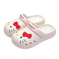 Chaussures de protection pour femmes toutes saisons 2026, nouveauté, style Croc mignon, légères, en EVA, antidérapantes, désodorisantes et respirantes pour l'extérieur
