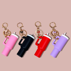 40oz vaso taza llavero Mini taza llavero Stan taza accesorios llavero bolso mochila mariposa encanto bálsamo <span class=keywords><strong>labial</strong></span> llavero - Product Image 4