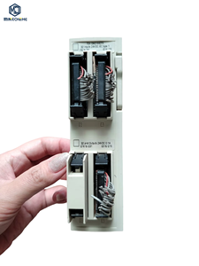 Module PLC TSXDMZ64DTK, module de contrôle industriel, 32 entrées 24VDC, 32 sorties, contrôleur logique programmable, module de contrôle d'automatisation - Product Image 1