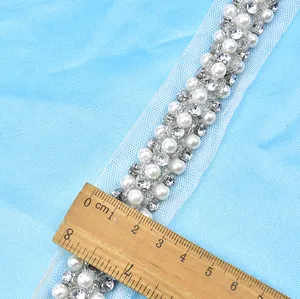 ริบบิ้นลูกไม้สีขาวประดับคริสตัลและมุกสำหรับงานแต่งงาน - Product Image 4