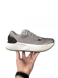 Erkek Siyah Beyaz Supernova Rise Koşu Ayakkabısı, Nefes Alabilen Fileli Hafif Dreamstrike Ayakkabıları Koşu Spor Salonu Günlük Kullanım için - Product Image 4