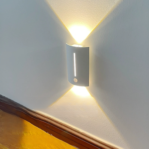 Trong nhà cảm biến chuyển động ánh sáng ban đêm lên dowm có thể sạc lại tường sconce 3 màu Dimmable USB tường đèn đêm tường sconce cho hành lang - Product Image 3