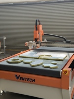 Machine de découpe d'isolation en caoutchouc Armaflex Ventech HVAC