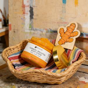 สครับขมิ้นและเกลือไม้ไผ่ต้านเชื้อแบคทีเรียสำหรับ<span class=keywords><strong>สิว</strong></span>ที่<span class=keywords><strong>หลัง</strong></span>และสิวที่เกิดตามร่างกาย ช่วยทำความสะอาดอย่างเป็นธรรมชาติ - Product Image 1