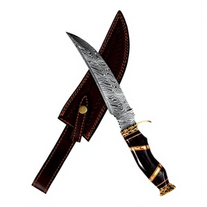 Couteau à lame fixe en acier de Damas avec manche en corne de taureau et accents en laiton pour le camping en plein air, en vente en ligne - Product Image 1