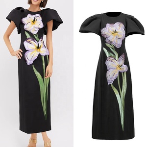 Robe longue décontractée pour femme OUDINA, nouvelle robe à col rond, manches bouffantes, élégante, brodée de fleurs - Product Image 1