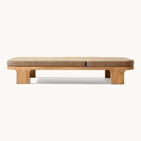 Chaise longue de luxe en teck pour l'extérieur, terrasse de piscine, design moderne pour complexe haut de gamme et jardin