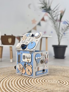 Odm OEM bằng gỗ Montessori Busy <span class=keywords><strong>cube</strong></span> động cơ tốt Toddler đồ chơi cho 1 sinh nhật Boy & Girl EN71 chứng nhận đồ chơi trẻ em - Product Image 4