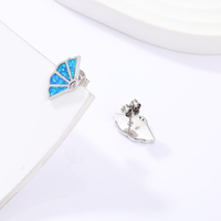 925 Sterling Silber Fächerförmige Ohrstecker Synthetischer Blauer Opal CZ-Akzent Geometrische Ohrringe Damen Feiner Edelsteinschmuck Geschenk