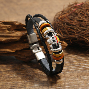 Bracciale da uomo in vera pelle intrecciata a 3 strati con perline, stile punk, con teschio e fibbia - Articolo caldo del momento - Product Image 2