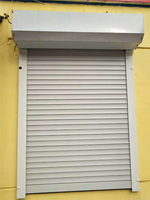 Porte roulante en aluminium résistante au vent, design minimaliste haute tolérance, volet industriel pour utilisation extérieure en supermarché