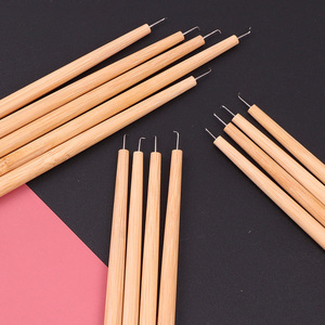 Crochet de <span class=keywords><strong>perruque</strong></span> professionnel pour aérer les perruques à dentelle frontale, aiguille à Long manche en bois avec support, 4 tailles différentes - Product Image 4