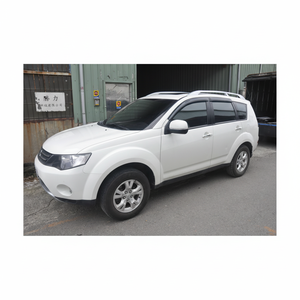 Mitsubishi Outlander 07-12 Deflectores de viento y insectos Viseras de ventana Visera de lluvia Visera de ventilación para viseras - Product Image 1