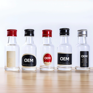 Mini bouteille en verre pour <span class=keywords><strong>spiritueux</strong></span> 30ml, contenant transparent pour <span class=keywords><strong>spiritueux</strong></span>, format voyage, whisky, vodka, rhum, tequila, brandy, boisson alcoolisée - Product Image 1