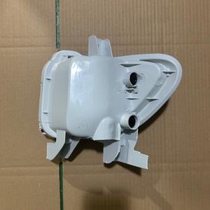 Cubierta de Luz Antiniebla Trasera para Toyota RAV4 81456-42010, Izquierda/Derecha, Moldura de Plástico para 2005-2012 - Product Image 1