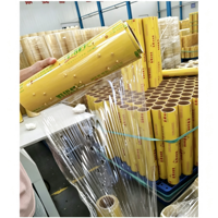 Film alimentaire en PVC moulé de qualité industrielle, anti-buée et résistant à l'humidité élevée, pour l'emballage de champignons et salades