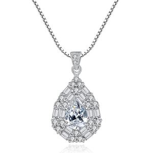 Conjunto de Collar, Pendientes y Anillo de Plata con Circonita Corte Pera, Bañado en Rodio, Joyería de Lujo de Alta Calidad para Regalo de Boda o Fiesta - Product Image 2
