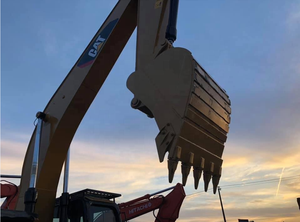 Excavadora sobre orugas Cat 330d usada en Japón 100% barata y original - Product Image 3