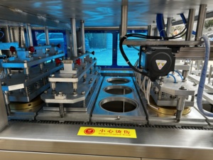 Yijianuo เครื่องปิดผนึกถาดบะหมี่กึ่งสำเร็จรูปเครื่องปิด<span class=keywords><strong>ฝา</strong></span>ชามอาหารสุญญากาศ - Product Image 5