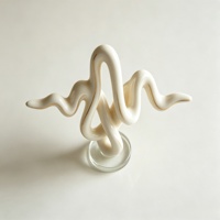 Sculpture sonore BZY personnalisable, disponible pour une utilisation en extérieur ou sur un bureau, parfaite comme figurine en résine pour la décoration de la maison