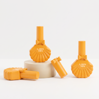 Flacon de vernis à ongles UV en gel de 18 ml, forme coquillage unique, finition de surface personnalisée, flacon cosmétique liquide pour marque de beauté