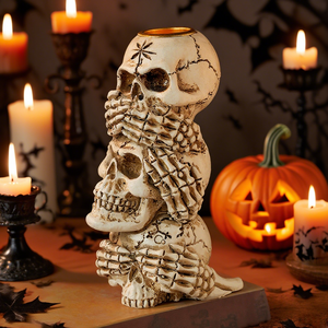 Support de bougie vintage en forme de crâne - Décoration de table gothique pour Halloween et accessoires de présentation pour bar - Accessoires effrayants pour photomaton et maison hantée - Product Image 4