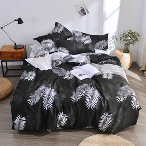 Ensemble de housse de couette 4 pièces en microfibre 100% polyester <span class=keywords><strong>noir</strong></span> à imprimé feuilles personnalisé pour la maison - Product Image 1