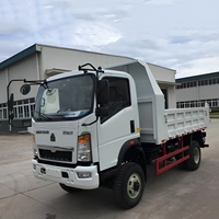 Camion benne léger tout-terrain 4x4 Sinotruk HOWO 10 tonnes pour le transport sur routes boueuses