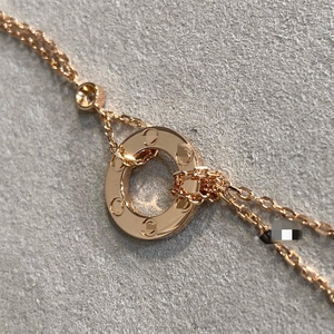 Collana con Ciondolo Circolare Placcato Oro 18K della <span class=keywords><strong>Serie</strong></span> <span class=keywords><strong>Love</strong></span>, Gioiello di Moda con Catena per Clavicola - Product Image 1