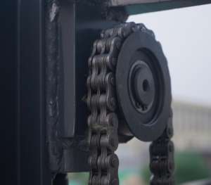 รถยกไฟฟ้าขนาดเล็ก Zhongli ใช้พลังงานไฟฟ้ากระแสสลับ แบตเตอรี่ลิเธียม/ตะกั่วกรดแบบชาร์จได้ ความจุ 1-7 ตัน ความสูงยก 3000-6000 มม. รุ่น 4 - Product Image 3