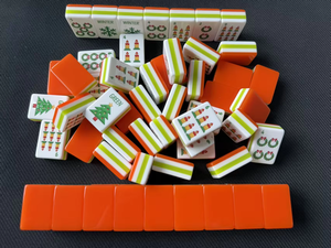 Tessere Mahjong Natalizie Americane in Acrilico a 4 Strati, 160 Pezzi, con Incisioni di Babbo Natale e Pupazzo di Neve, Produttore a Catena Completa - Product Image 4