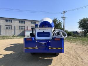 <span class=keywords><strong>Camion</strong></span> malaxeur à béton entièrement automatique et auto-chargeur à <span class=keywords><strong>prix</strong></span> abordable avec rotation à 360° °   Tambour de mélange rotatif - Product Image 3