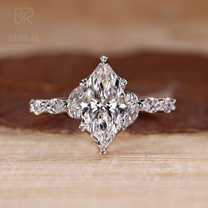 Anillo de compromiso de lujo con diamantes cultivados en laboratorio, certificado IGI VVS CVD, con piedras laterales de plata 925 y corte marquesa. - Product Image 1