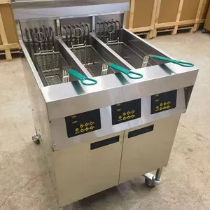 Equipo de cocina comercial Elevación automática Freidora profunda de gran capacidad 3 tanques 3 Cesta Freidora eléctrica con filtro de aceite