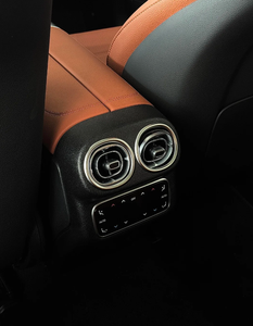 <span class=keywords><strong>Mercedes</strong></span>-Benz GLC 260L Édition Deluxe 4MATIC 2026 – SUV de Luxe Premium à Technologie Avancée et Confort Optimal, Prêt à l'Exportation - Product Image 6