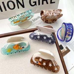 Pinces à cheveux en acétate motif animaux de dessin animé (poisson rouge, requin, étoile) – Accessoires capillaires écologiques pour usage quotidien - Product Image 6