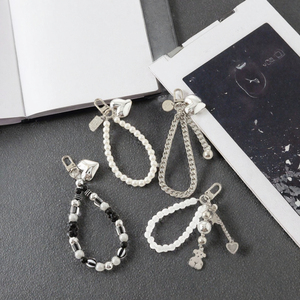 Cadena de Perlas Personalizada para Teléfono, Colgante, Llavero, Amuleto de Corazón y Oso, Decoración para Teléfono Móvil para iPhone - Product Image 3