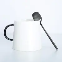 Nuovo design colori personalizzati acciaio inossidabile 304 unico appeso caffè tè cucchiai da dessert coltello forchetta set di posate da 4 pezzi