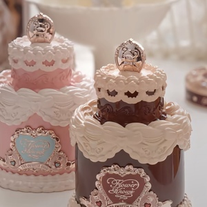 Profumo Esclusivo Flower Knows per Donna The Sweetie Bear con Fragranza Floreale e Fruttata Cremosa, Profumo da Donna a Tema Torta - Product Image 1