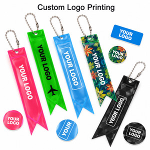 Porte-clés réfléchissant en PVC avec logo personnalisé, étiquette de sécurité en forme de queue d'hirondelle pour sac à dos, bagages, course nocturne, pendentif haute visibilité - Product Image 2