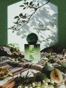 น้ำหอมกลิ่นทิเบตแพลเทอูฟิก กลิ่นหอมติดทนนาน เนื้อน้ำบางเบา ขนาดปกติ พร้อมกลิ่นดอกไม้ ผลไม้ และไม้หอม - Product Image 5