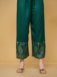 ชุดฤดูหนาวดิลคาชคุณภาพส่งออกสำหรับผู้หญิง ผ้าปักลายหรูหรา ผ้าเนื้ออบอุ่น สไตล์ชาติพันธุ์ ซัลวาร์ คามีซ มีจำหน่ายในราคาที่ดีที่สุด - Product Image 3