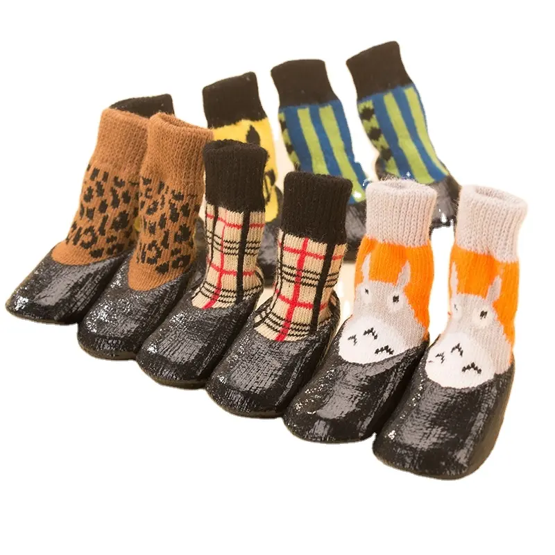 XIANGHUI Can custom logo Hot Sale Fashion Anti Slip dipping Cat Pet Socks Big Dog Boots Dog Socks With Detachable Straps