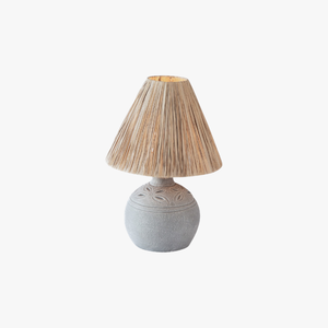 Lampe de table en céramique, avec un abat-jour en rotin et un support E27, pour une éclairage charmante de chambre ou de table. - Product Image 1