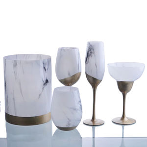 Ensemble de verrerie décorative pour mariage, ensemble de vaisselle de couleur blanche, flûte à <span class=keywords><strong>champagne</strong></span> avec fond doré pour l'eau, le vin, pour un usage domestique - Product Image 1