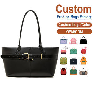 Bolso Tote de Cuero Negro - Piel de Vacuno Genuina, Detalle de Hebilla de Cinturón + Herrajes Dorados, OEM para Marcas de Lujo y Boutiques en Todo el Mundo - Product Image 2
