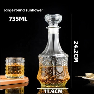 Bouteilles en verre transparent personnalisables en gros, cylindriques et fines, 240 ml, 560 ml, 735 ml, avec bouchon en cristal, gravure à l'<span class=keywords><strong>acide</strong></span> et sérigraphie - Product Image 5