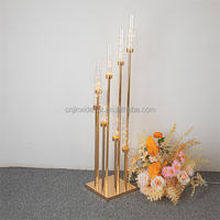 Nouveau design de chandelier en métal doré, élégant porte-bougie de mariage, centre de table pour décorations de mariage
